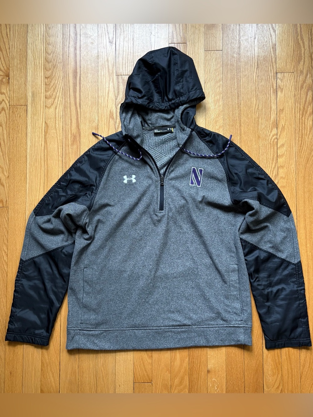 Northwestern Under Armour Men’s 1/4 Zip Hoodie Sweatshirt Large Gray Black